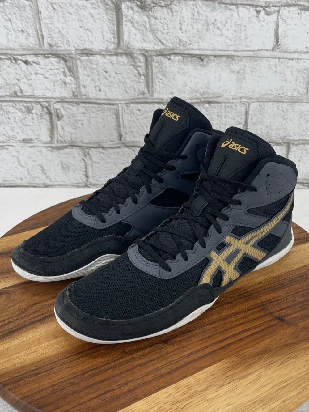 Asics Matflex 6 Mens Sz. 10 Black Gray Gold Wrestling Boxing Shoes F130772